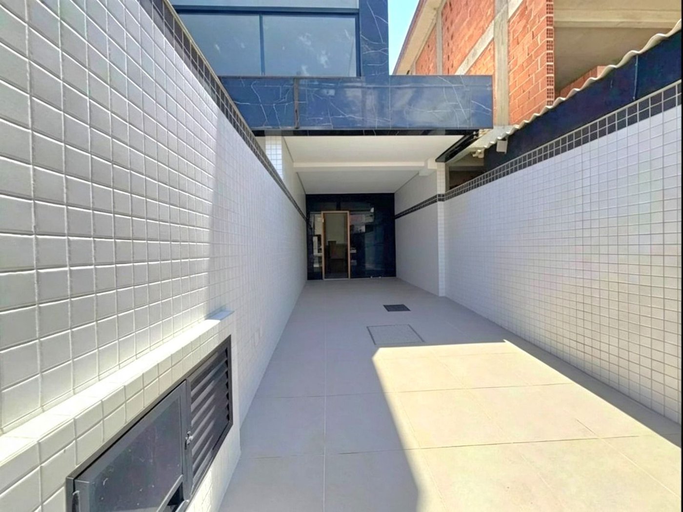 Sobreposta Alta à Venda na Aparecida em Santos | 3 Suítes | Piscina | Salão de Festas | 2 Vagas | 202 m²