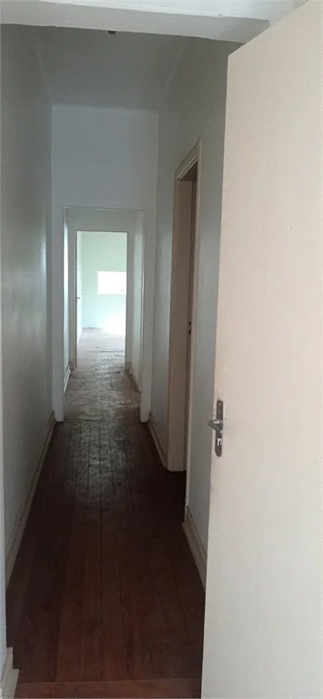 Sobrado à venda ou para alugar com 4 quartos em Água Branca, São Paulo, SP