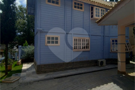 Casa à venda com 3 quartos, sendo 1 suíte, no condomínio Bosque de Greviléa, Vinhedo - SP