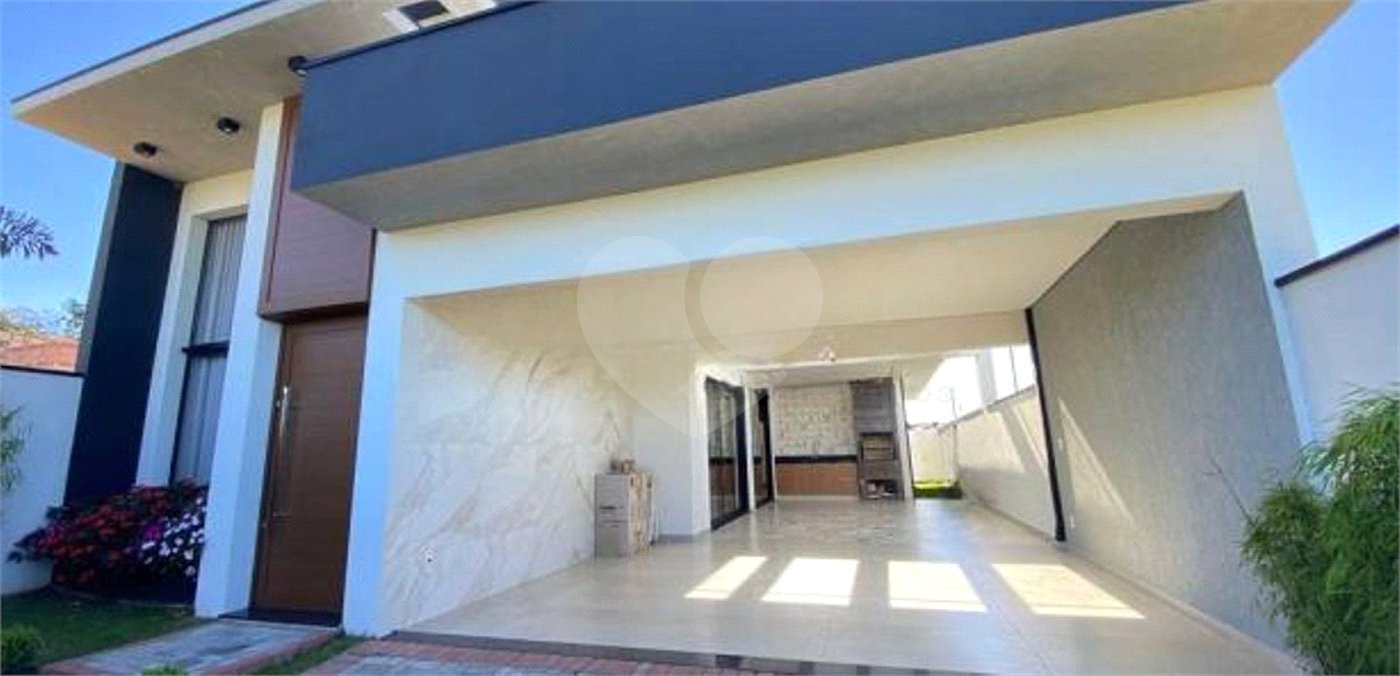 Casa à venda com 2 quartos, sendo 1 suíte, em Pinheirinho, Vinhedo, SP