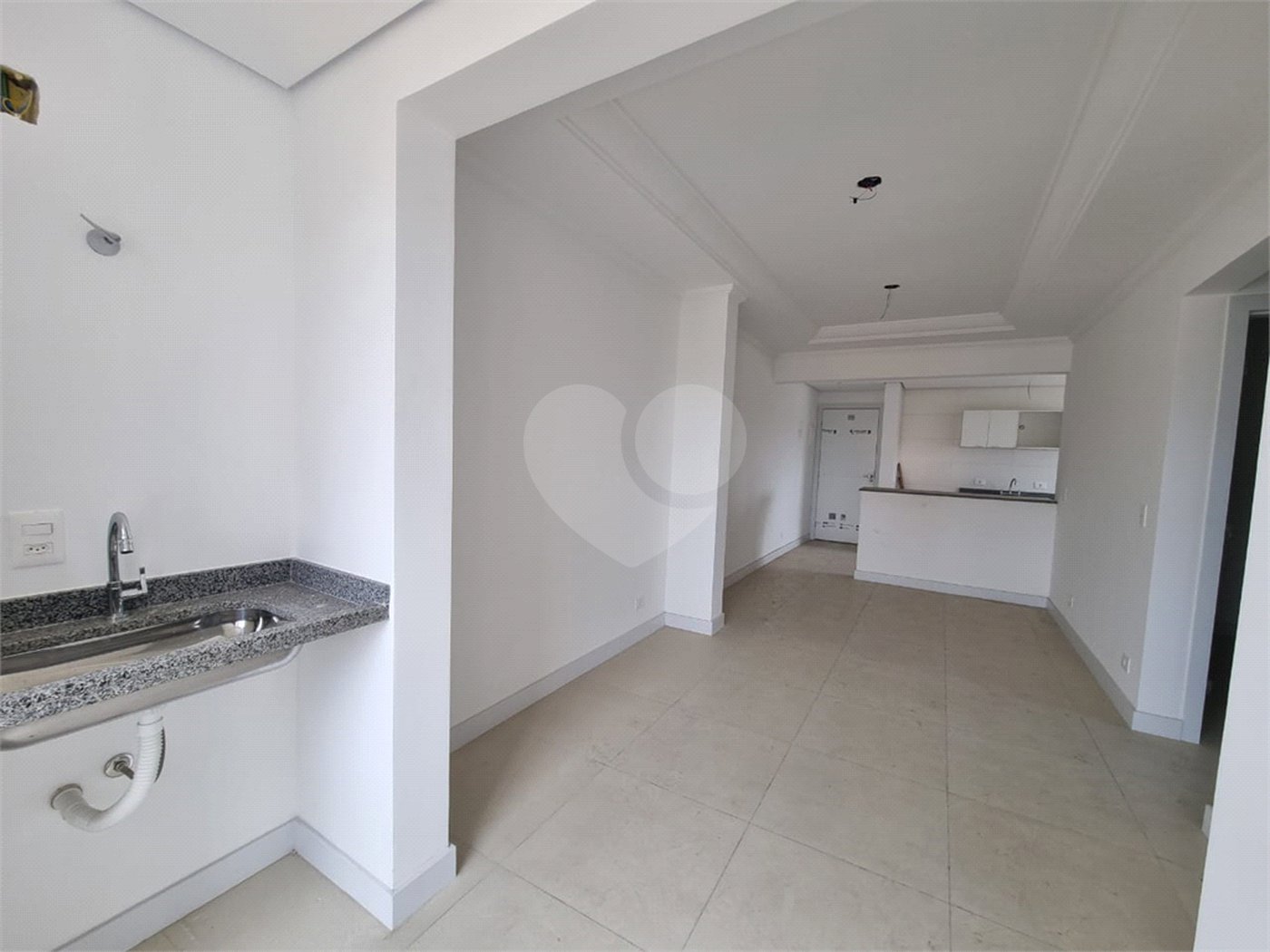 Apartamento à venda com 2 quartos, sendo 1 suíte, no Centro, Sorocaba, SP