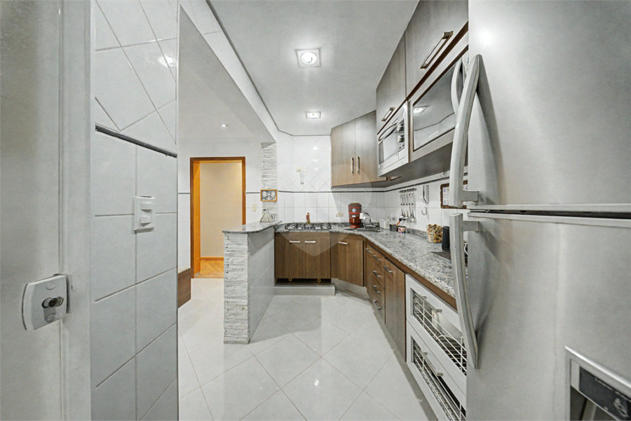 Apartamento para alugar com 3 quartos, sendo 1 suíte,  em Palmas do Tremembé, São Paulo, SP