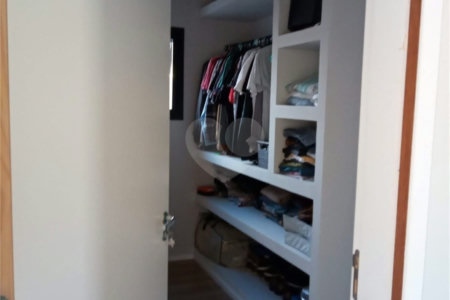 Casa à venda com 3 quartos, sendo 1 suíte, no condomínio Village Ipanema Ii, Araçoiaba da Serra - SP