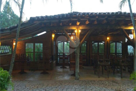 Chácara à venda ou para alugar com 2 quartos em Bosque, Vinhedo, SP