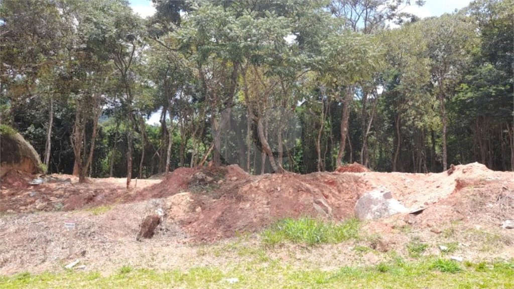 Terreno à venda no condomínio Itaguaçu da Cantareira, São Paulo - SP