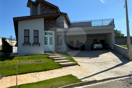 Casa à venda com 3 suítes no condomínio Reserva Central Parque, Salto - SP