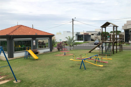 Casa à venda com 3 quartos, sendo 1 suíte, no condomínio Vila Ytu, Indaiatuba - SP