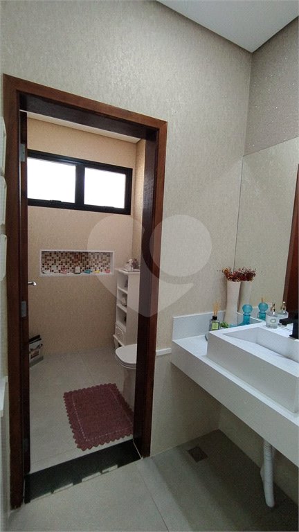Casa à venda com 3 suítes no condomínio Reserva dos Vinhedos, Louveira - SP