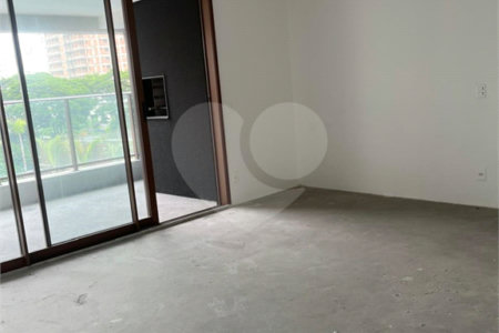 Apartamento à venda com 3 quartos, sendo 1 suíte, em Brooklin Novo, São Paulo, SP