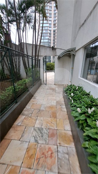 Apartamento à venda com 3 quartos, sendo 1 suíte, em Vila Mariana, São Paulo, SP