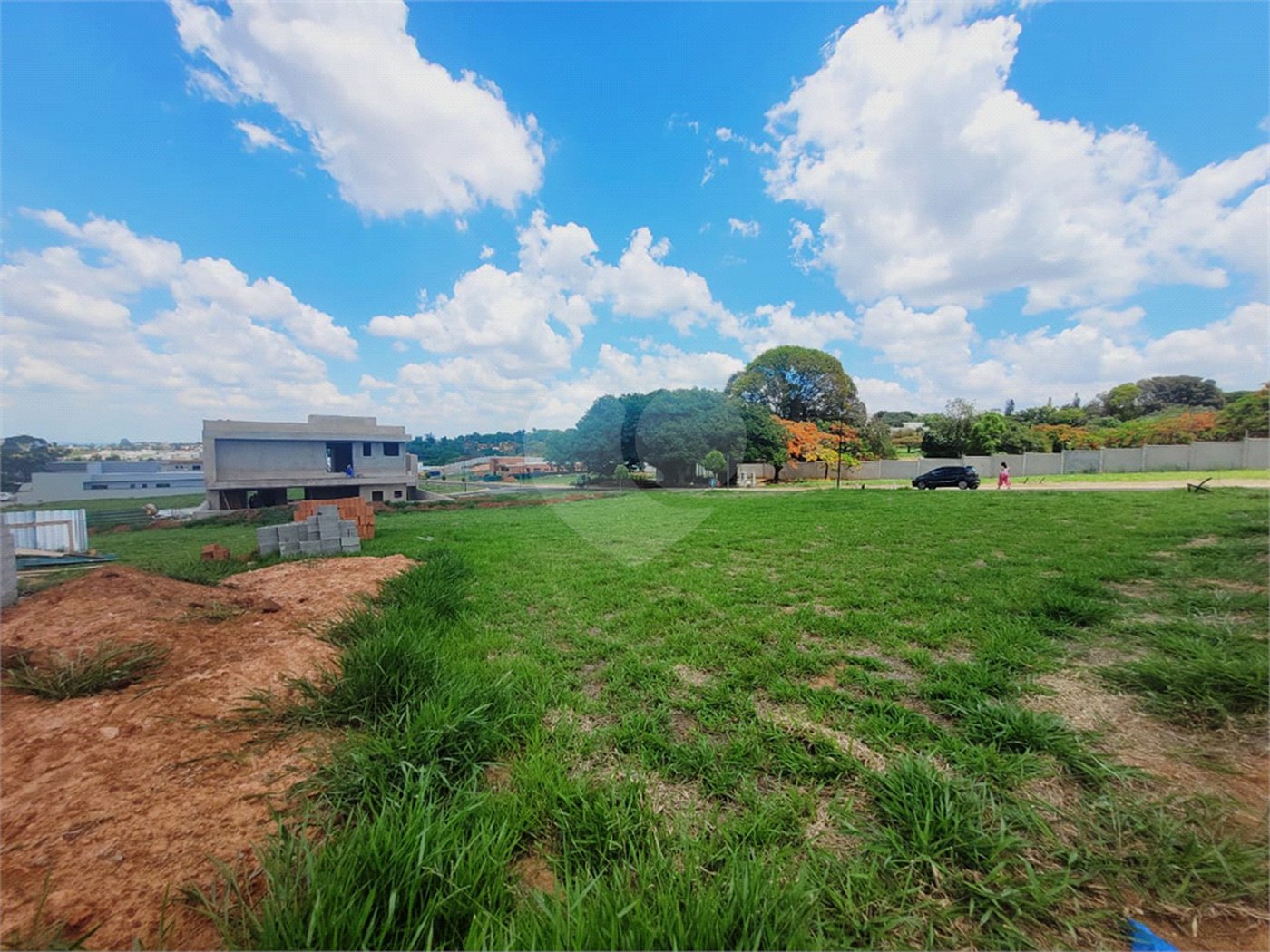 Oportunidade no Condomínio Villa Sapezal com ótima topografia - 360m² – Indaiatuba/SP