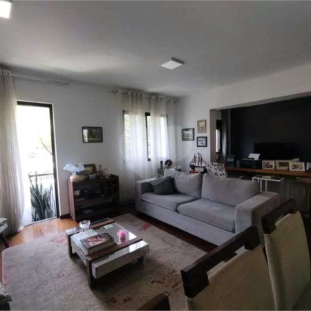 Apartamento à venda com 4 quartos, sendo 2 suítes, em Campo Belo, São Paulo, SP