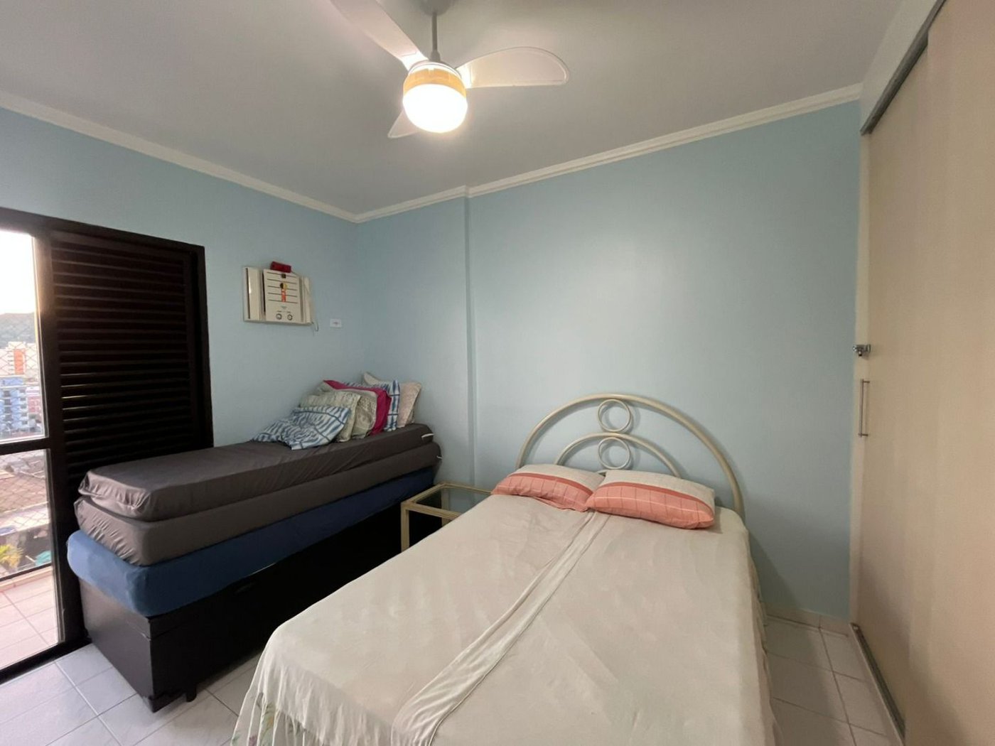 Apartamento com 1 dormitório à venda, 45 m² por R$ 280.000,00 - Jardim Três Marias - Guarujá/SP