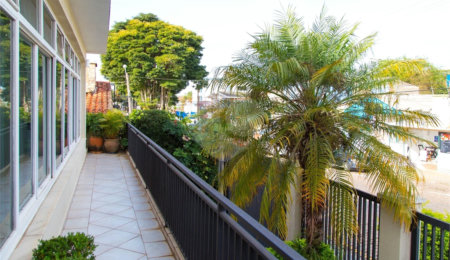 Casa à venda com 4 quartos, sendo 1 suíte, no Centro, Atibaia, SP