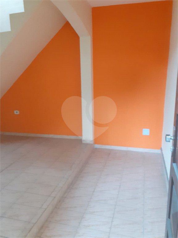 Sobrado à venda com 6 quartos, sendo 1 suíte,  em Jardim Las Vegas, Guarulhos, SP