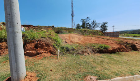 Terreno à venda no condomínio Comercial Independência, Vinhedo - SP