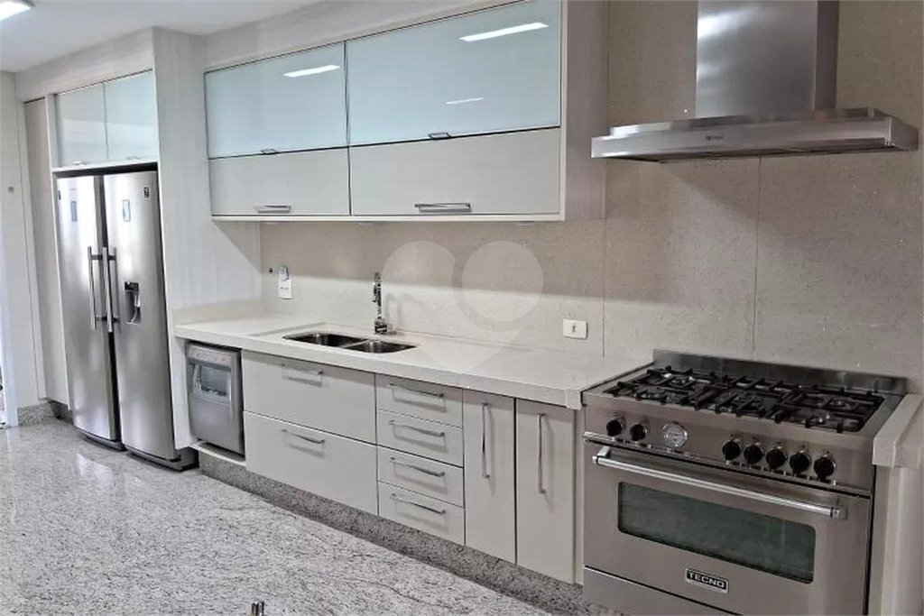 Apartamento à venda com 4 suítes em Vila Andrade, São Paulo, SP