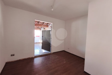 Sobrado à venda com 3 quartos, sendo 1 suíte, em Cupecê, São Paulo, SP