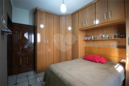 Casa à venda com 3 quartos, sendo 2 suítes, em Vila Matilde, São Paulo, SP