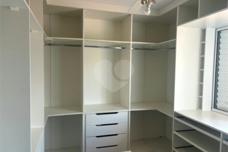 Casa à venda com 2 quartos no condomínio Altos do Boa Vista, São Roque - SP