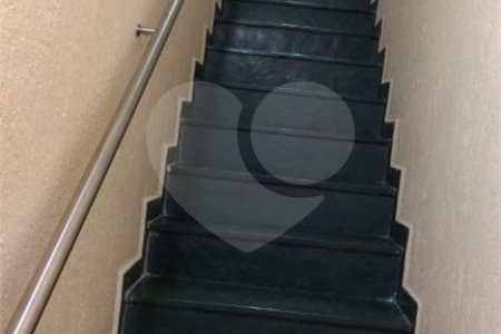 Casa à venda com 3 quartos, sendo 1 suíte,  no condomínio Residencial Água Fria, São Paulo - SP