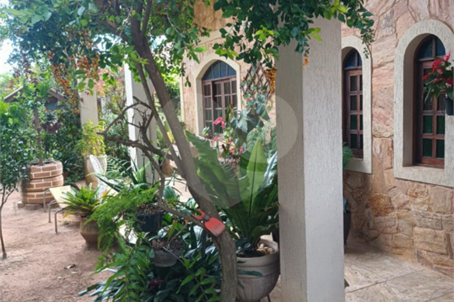 Casa à venda com 4 quartos, sendo 1 suíte, em Santa Inês, Mairiporã, SP