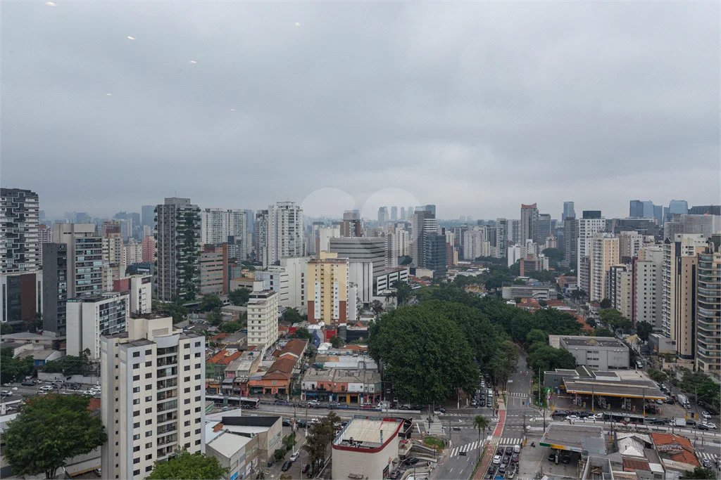 Apartamento à venda com 4 suítes em Vila Nova Conceição, São Paulo, SP