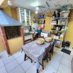 Casa próximo da praia com 3 dormitórios à venda, 128 m² por R$ 1.300.000 - Pompéia - Santos/SP