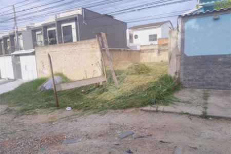 Terreno à venda no condomínio Mirela, Rio de Janeiro - RJ