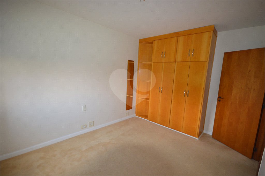 Apartamento à venda com 4 quartos, sendo 2 suítes, em Jardim Ampliação, São Paulo, SP