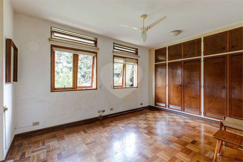 Casa Térrea à venda com 4 quartos, sendo 1 suíte, em Chácara Monte Alegre, São Paulo, SP