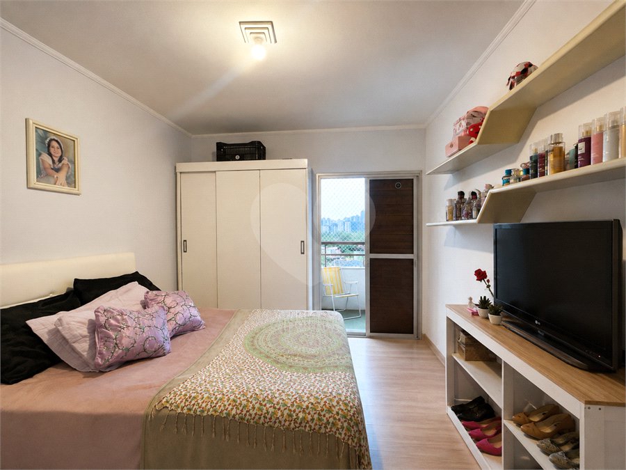 Apartamento à venda com 3 quartos, sendo 1 suíte, em Alto da Boa Vista, São Paulo, SP
