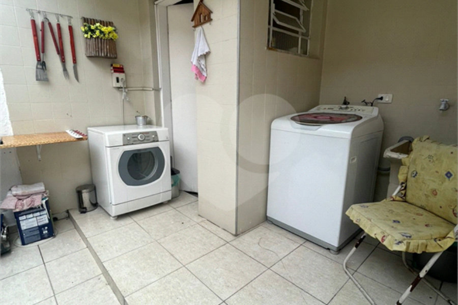 Casa à venda com 4 quartos, sendo 1 suíte, em Horto, São Paulo, SP