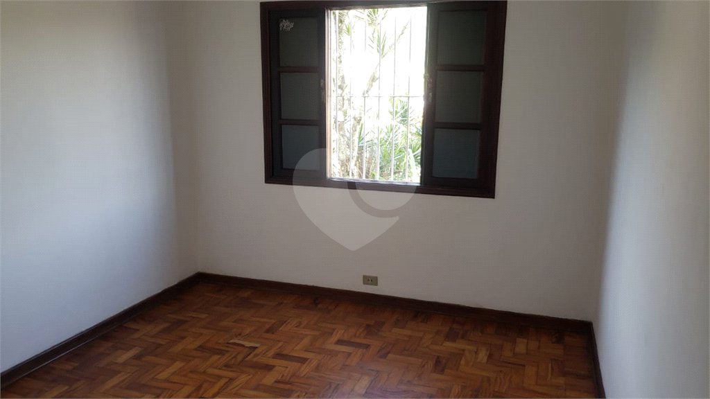 Sobrado à venda com 3 quartos, sendo 1 suíte, em Horto, São Paulo, SP