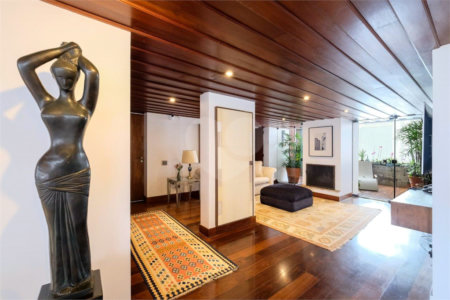 Apartamento à venda com 4 quartos, sendo 1 suíte, em Cerqueira César, São Paulo, SP