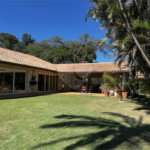 Casa Térrea à venda com 5 quartos, sendo 3 suítes, em Interlagos, São Paulo, SP