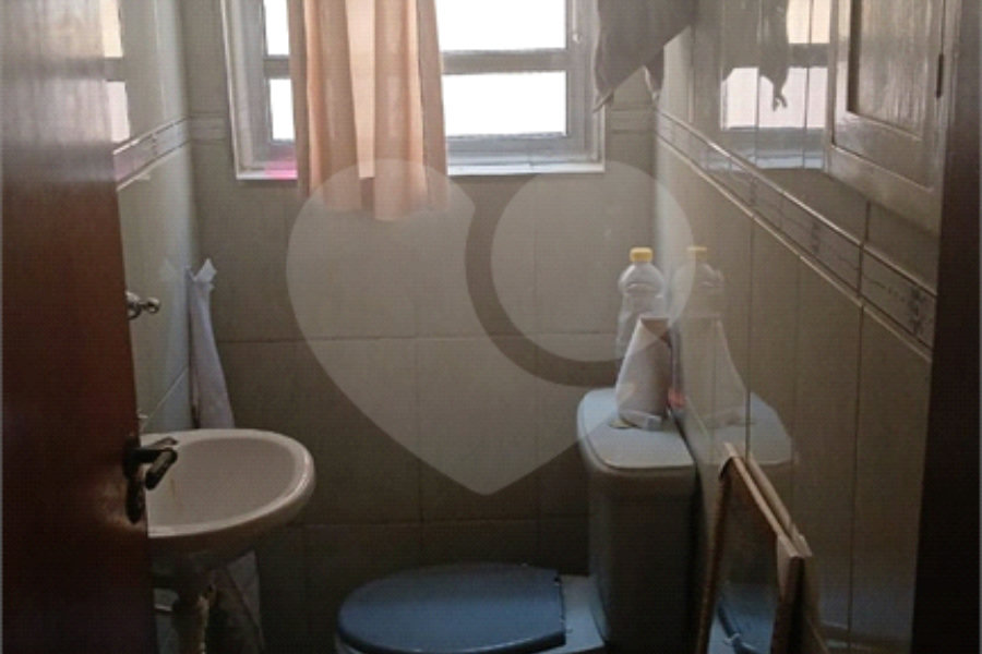 Sobrado à venda com 3 quartos, sendo 1 suíte, em Parque Edu Chaves, São Paulo, SP