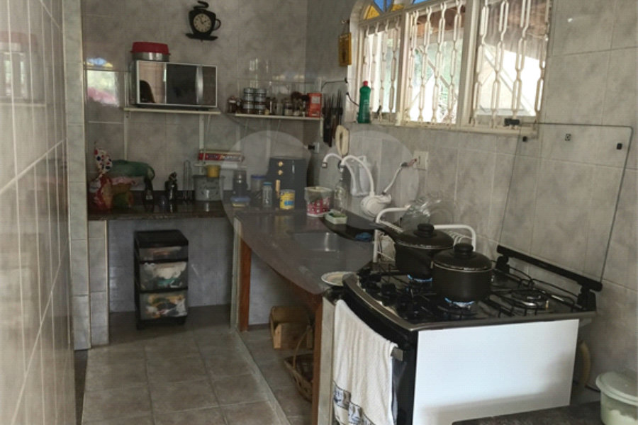 Casa à venda com 4 quartos, sendo 2 suítes, no condomínio Residencial Parque Cerros Verdes, Mairiporã - SP