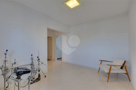 Apartamento à venda com 4 suítes em Alto da Boa Vista, São Paulo, SP