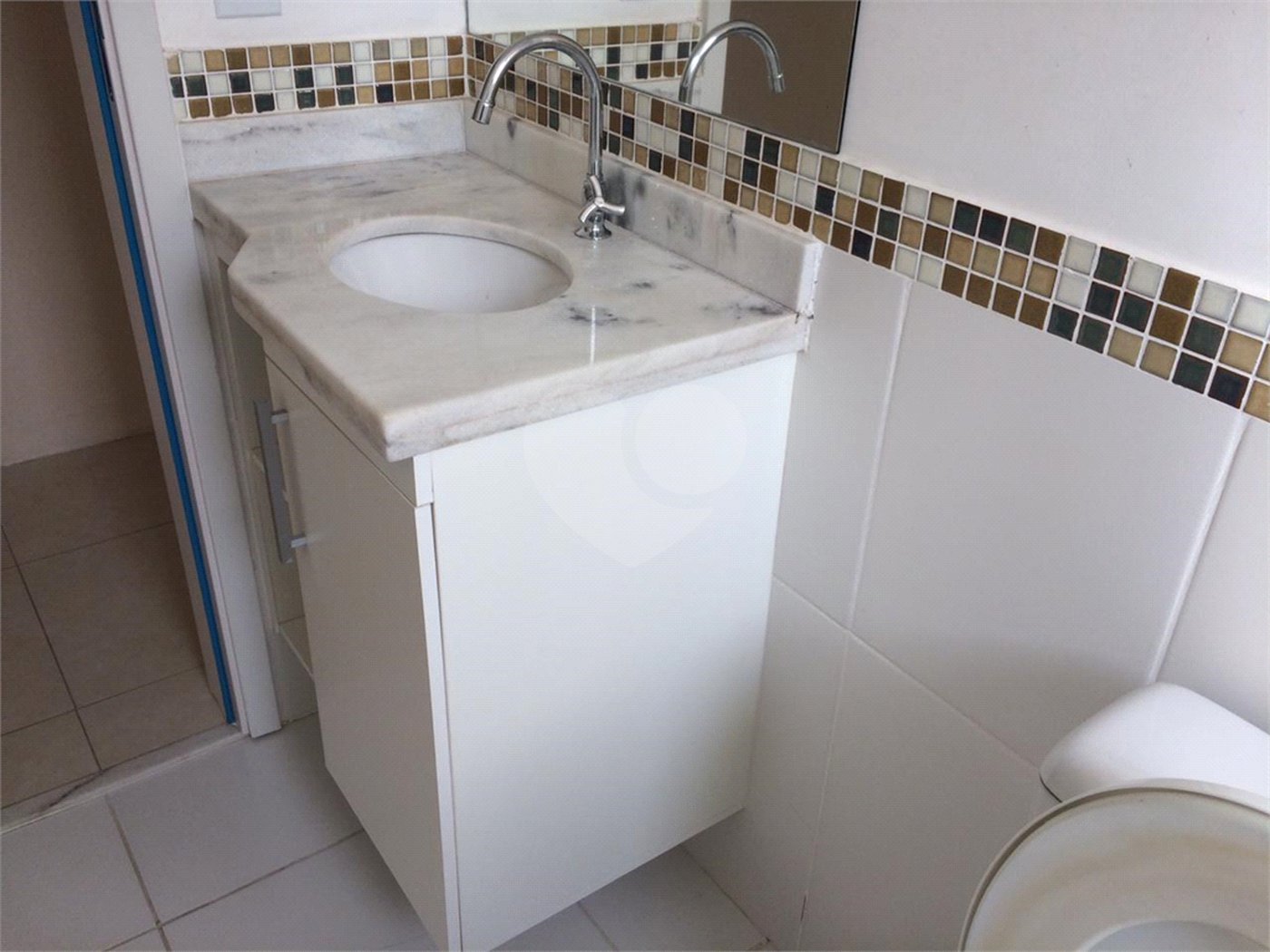 Apartamento à venda com 3 quartos, sendo 1 suíte, em Parque Morumbi, Votorantim, SP