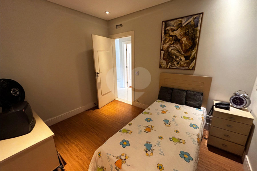 Casa à venda com 4 quartos, sendo 3 suítes, no condomínio Reserva Nova Cantareira, São Paulo - SP