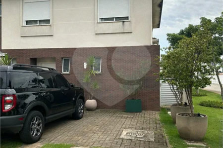 Casa à venda com 3 quartos, sendo 2 suítes, no condomínio Paulistano 2ª Fase, São Paulo - SP