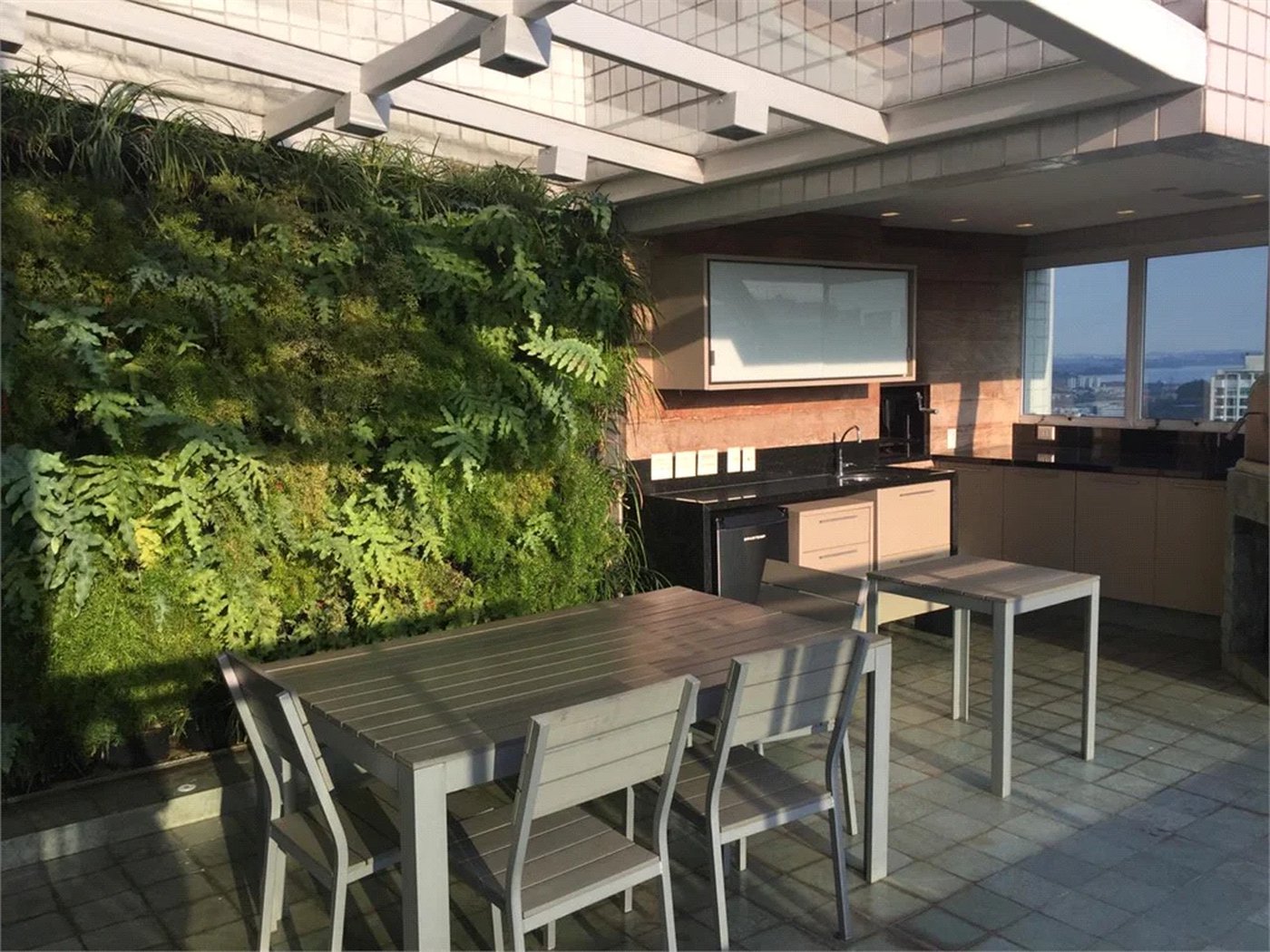 Apartamento à venda ou para alugar com 4 suítes em Jardim Morumbi, São Paulo, SP