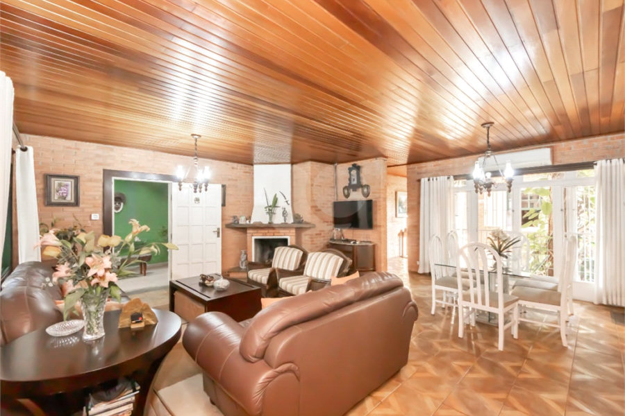 Casa à venda com 4 quartos, sendo 1 suíte, em Jabaquara, São Paulo, SP