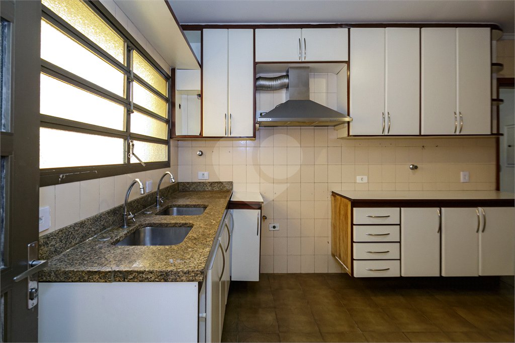 Sobrado à venda com 4 quartos, sendo 2 suítes, em Planalto Paulista, São Paulo, SP