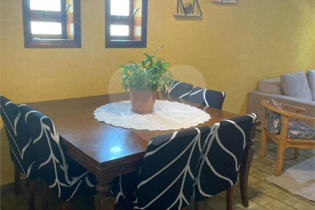 Casa à venda ou para alugar com 5 quartos, sendo 1 suíte, no condomínio Zuleika Jabour, Salto - SP