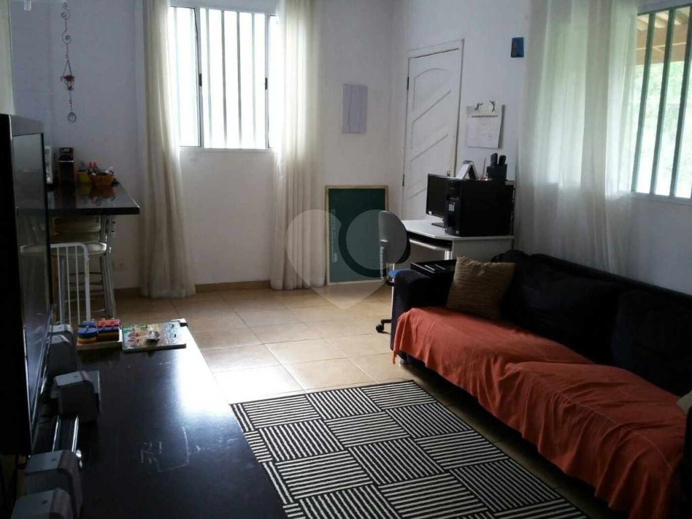 Casa Térrea à venda com 3 quartos, sendo 1 suíte, em Santa Inês, Caieiras, SP