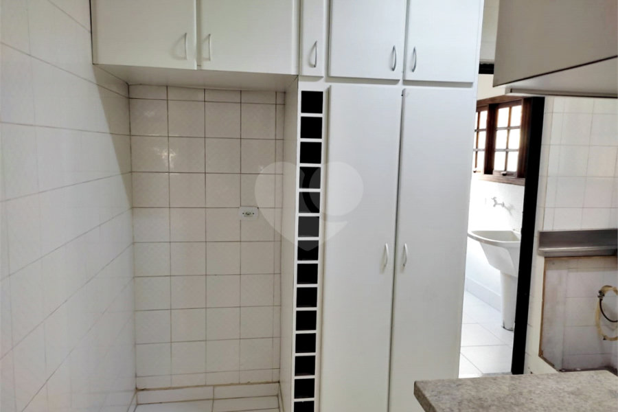 Sobrado à venda com 3 quartos, sendo 1 suíte,  em Vila Medeiros, São Paulo, SP