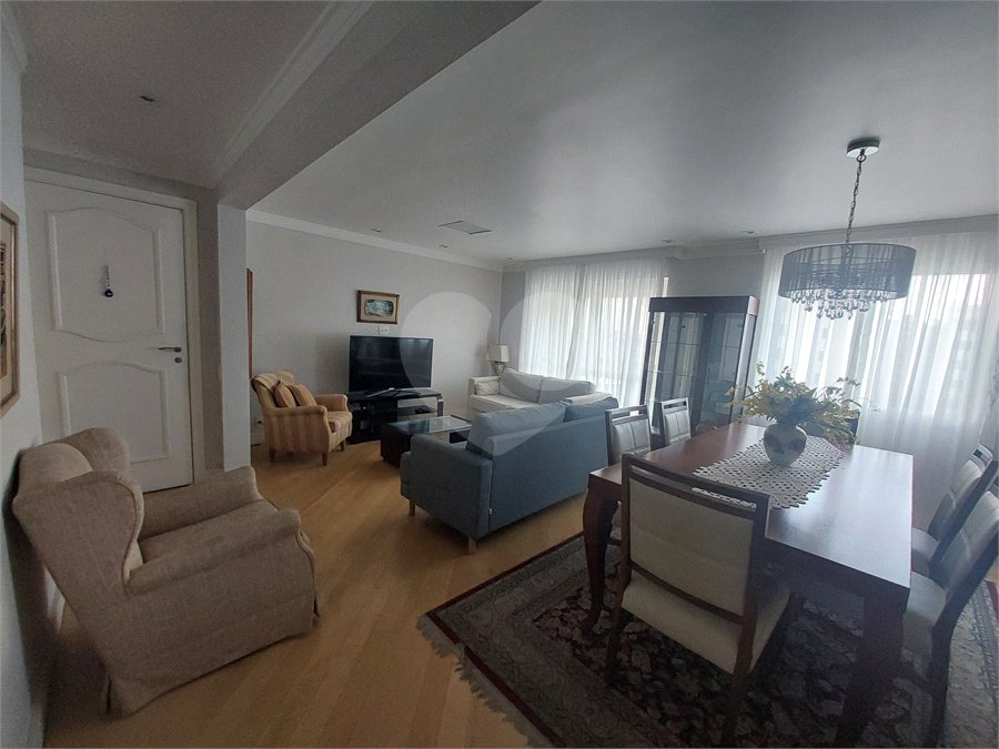 Apartamento à venda com 3 quartos, sendo 2 suítes,  em Cidade São Francisco, São Paulo, SP