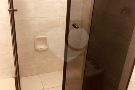 Sobrado à venda com 4 quartos, sendo 1 suíte, em Perdizes, São Paulo, SP